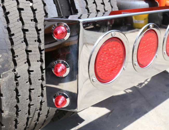 8" MITERED REAR LIGHT BAR W/8-4" ROUND & 6-3/4" LIGHT HOLES