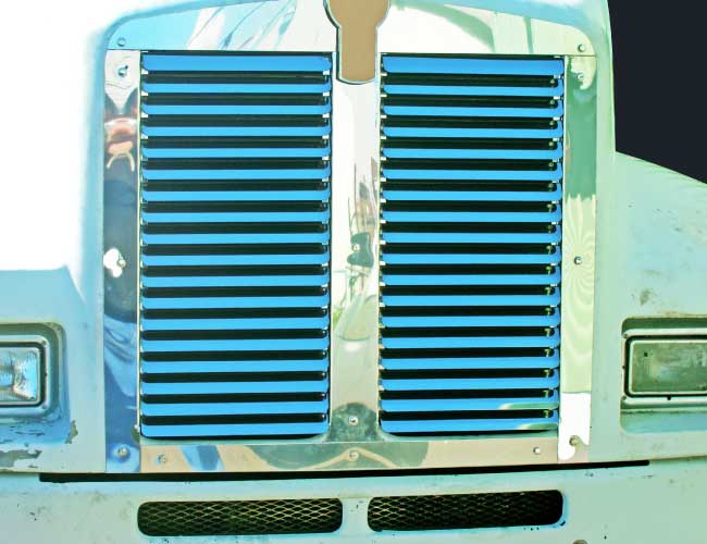 1 PC. HOOD GRILL W/18 LOUVERS