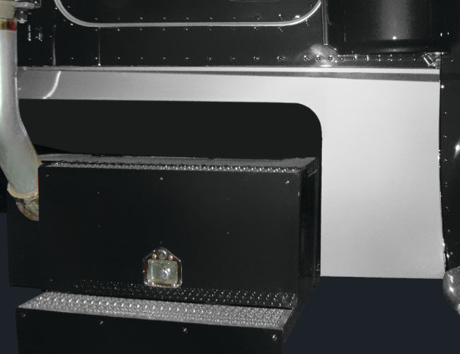 1 PR. 4" CAB PANEL W/INTEGRATED BODY LINE