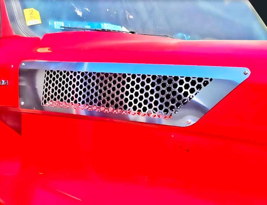 1 PR. HOOD VENT MESH