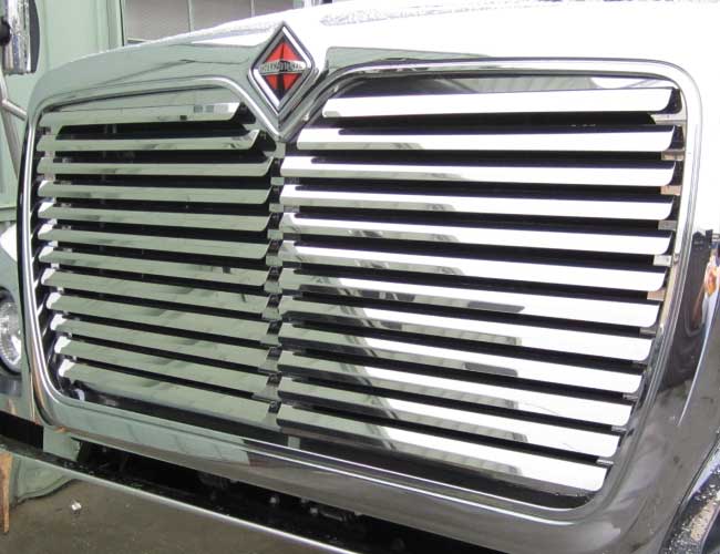 1 PC. HOOD GRILL W/12 LOUVERS