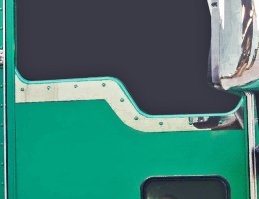 1 PR. W900/T800/T600/T660 HIGH-MID ROOF DAYLIGHT DOOR TRIM W/RIVET HOLES