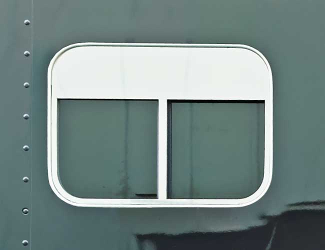 1 PC. 5" SLEEPER WINDOW CHOP TOP & DIVIDER SURROUND TRIM (PASSENGER SIDE)