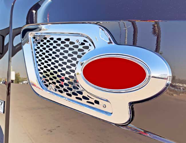 1 PR. HOOD VENT MESH