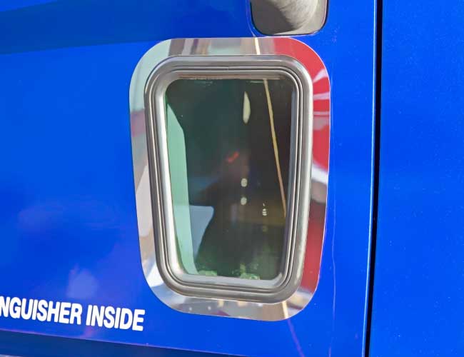 1 PC. BLIND SPOT WINDOW TRIM - 587