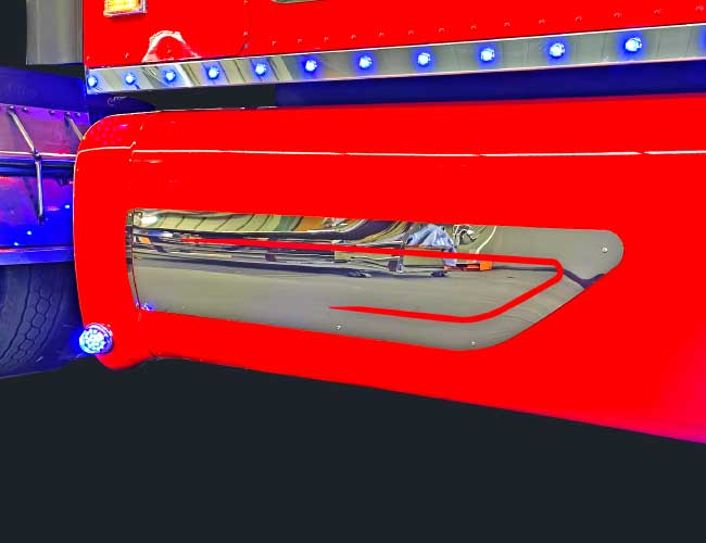 1 PR. SLEEPER CENTER FAIRING TRIM