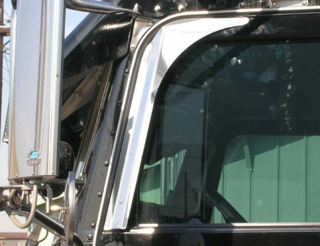 1 PR. DOOR WINDOW DEFLECTOR - 379