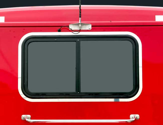 1 PC. DAYCAB REAR WINDOW SURROUND