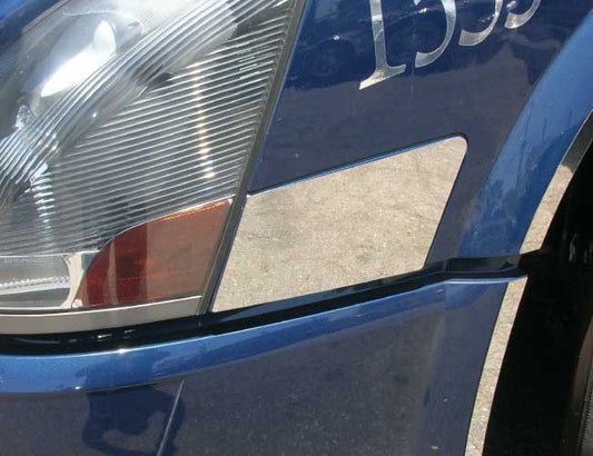 1 PR. FENDER TRIM