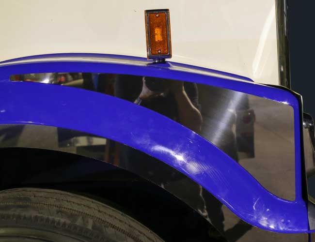 1 PR. FENDER TRIM